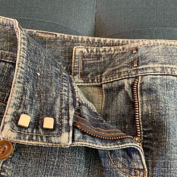 🎄Ann Taylor LOFT Stretch Denim Mini - Picture 4 of 8